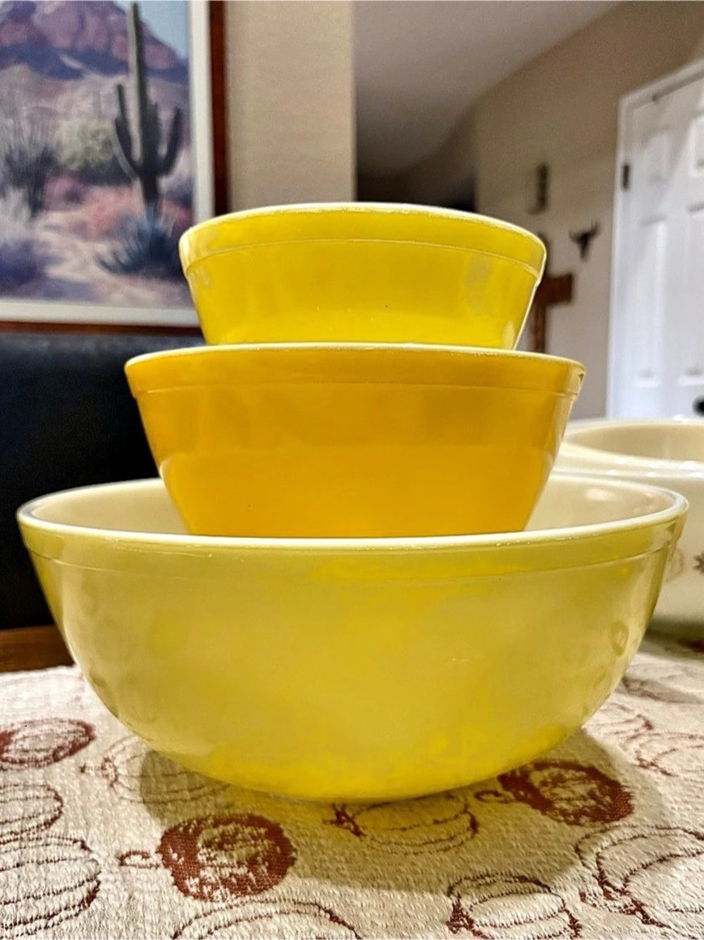Pyrex 400 Series Mixing Bowl Yellow (Primary Colors Nested Bowl) Set Yellow